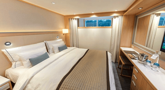 Ship accomodation